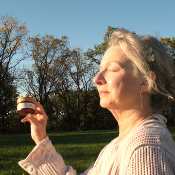 Organic Mango Butter Balm: Herbal Infused Vegan Moisturizer for Glowing Skin